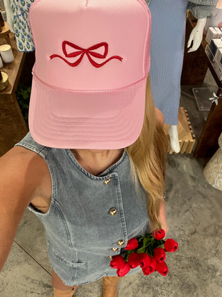 Breezy | Red Bow Trucker Hat Pink