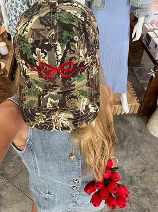 Breezy | Red Bow Camo Hat